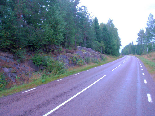 Cycling to Askersund.